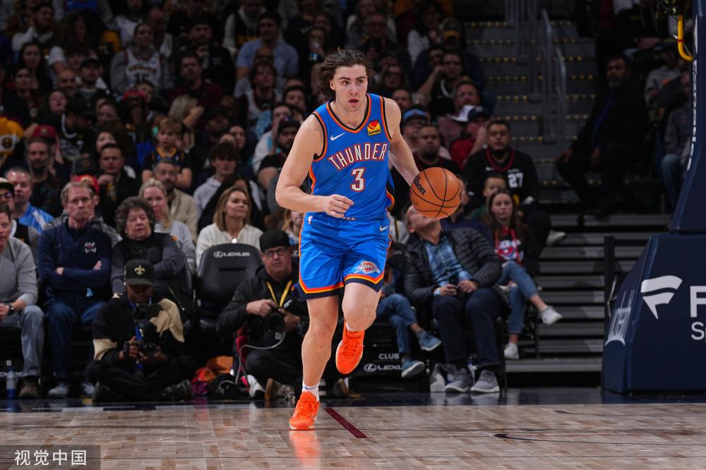 受矚目的足 受矚目的足